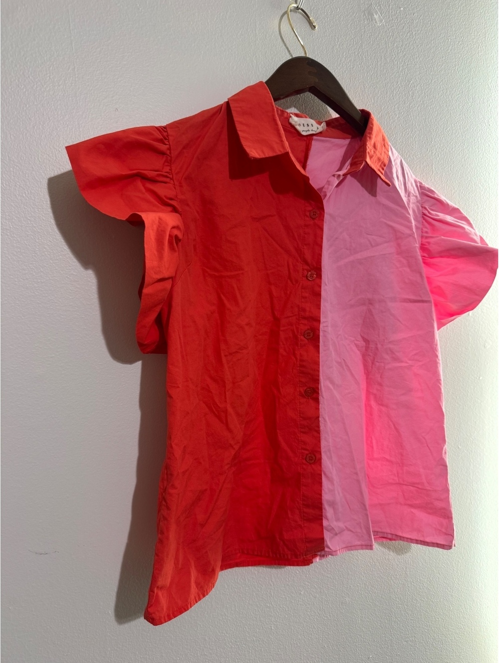 Dress Up Colorblock Button-Up Blouse with Ruffled‎ Sleeves - Picture 2 of 7